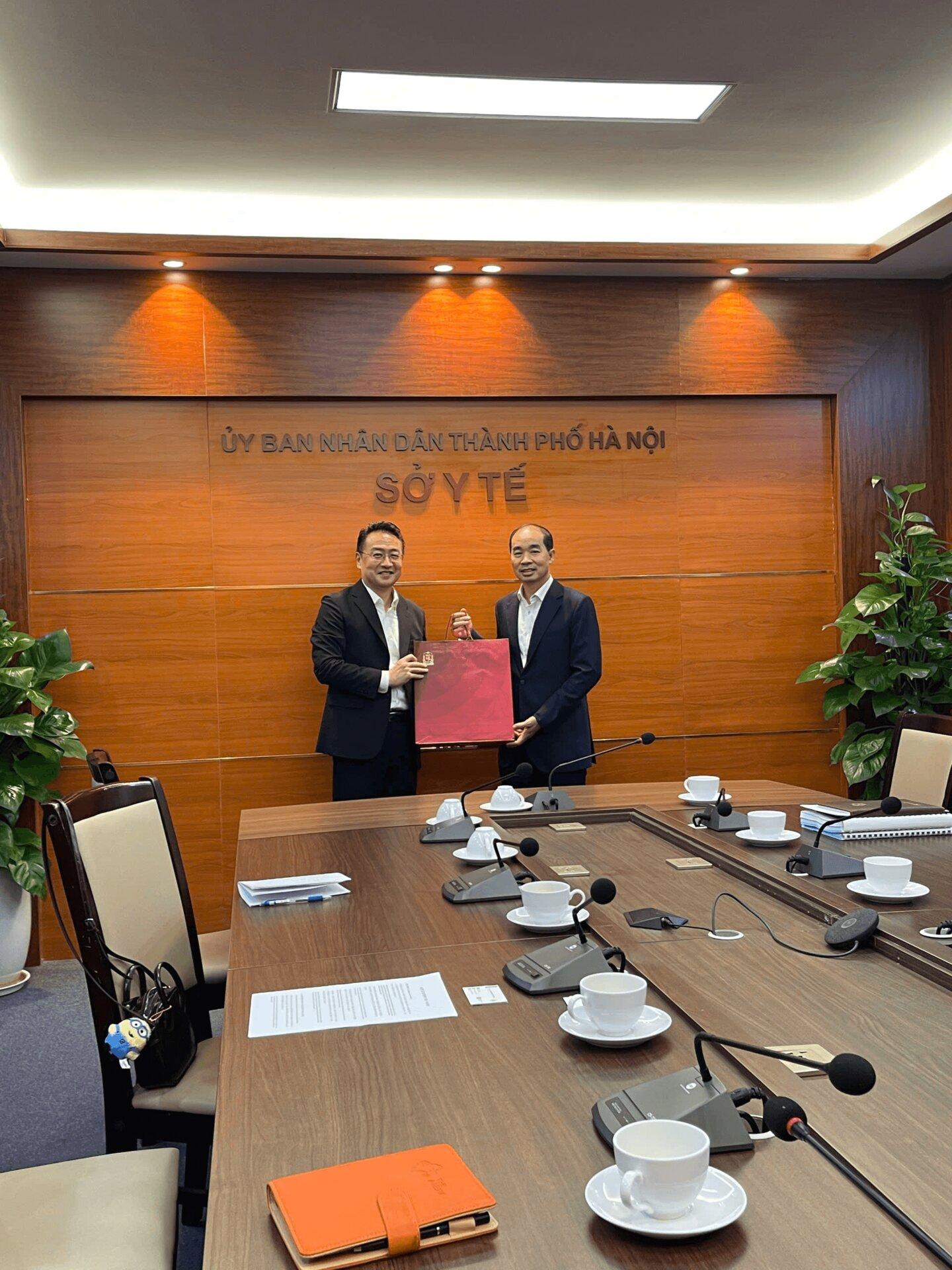 하노이 보건국 MOU 체결